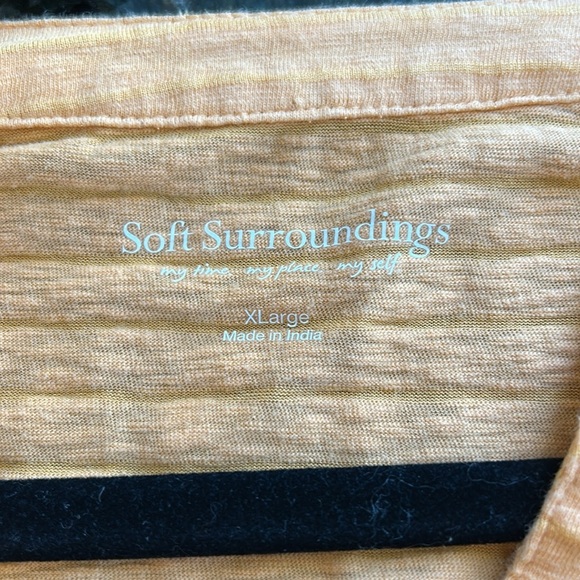 Soft Surroundings floral embroidered v neck 3 button top. XL. 100% cotton - Picture 11 of 12